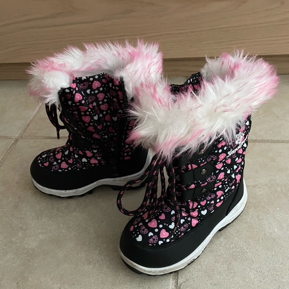 Dream pairs toddler girl nordic snow boots 9 hearts